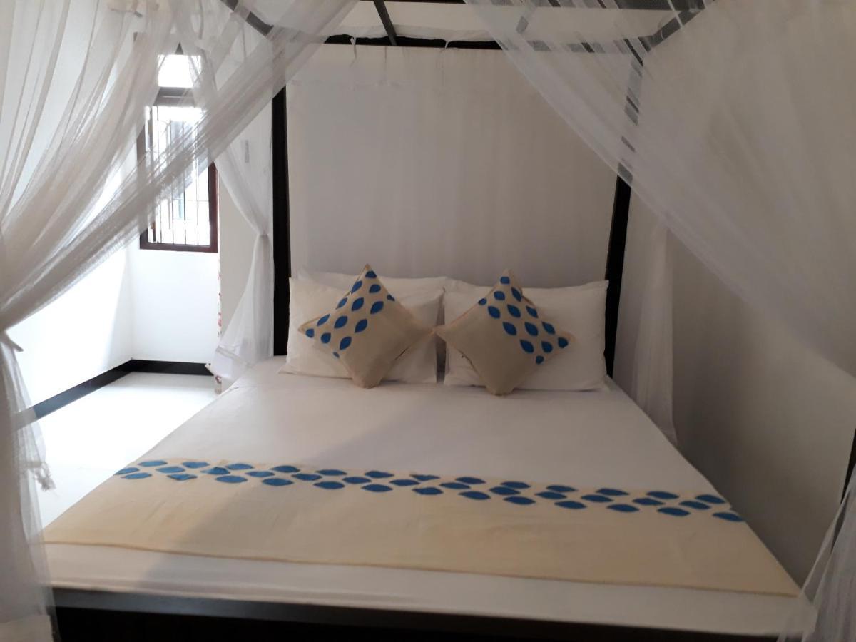 Apna Homestay Apartments Унаватуна Экстерьер фото