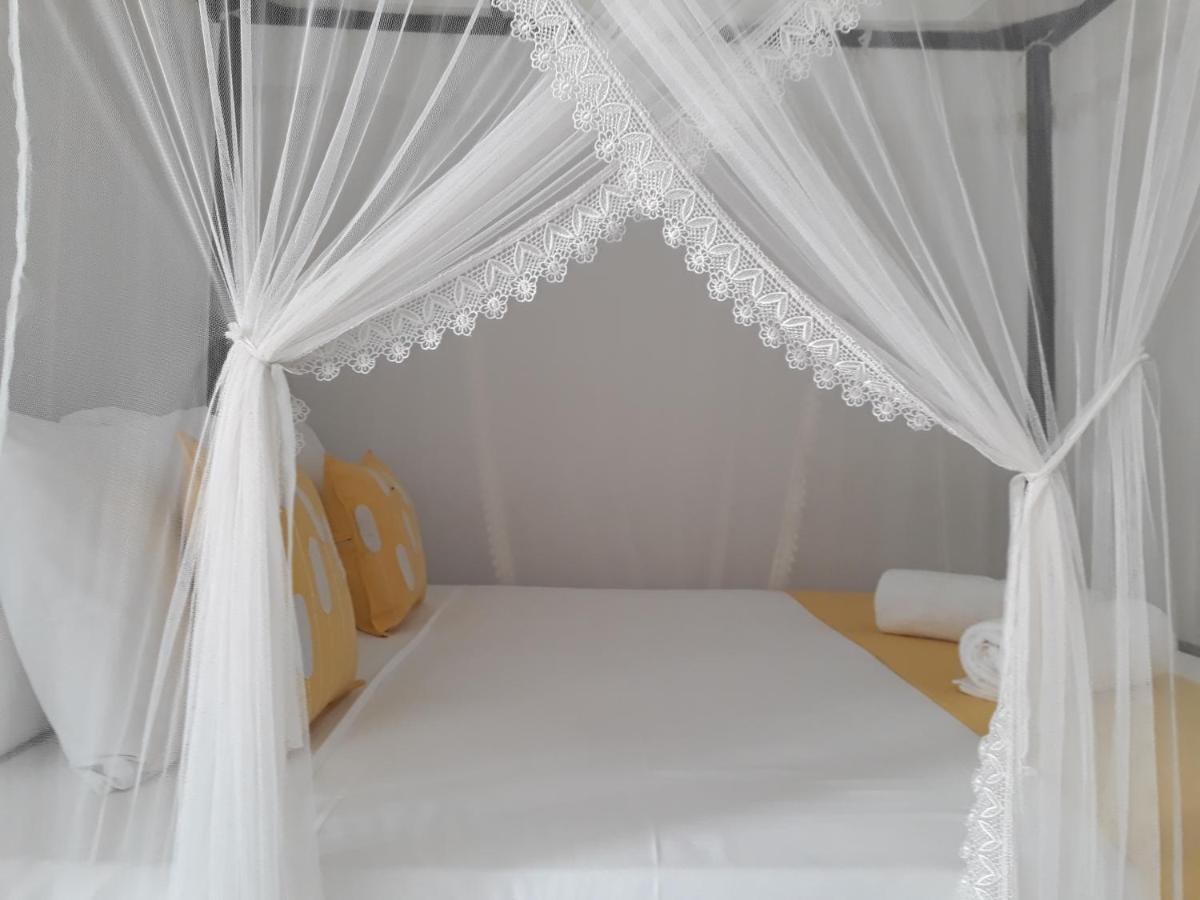 Apna Homestay Apartments Унаватуна Экстерьер фото